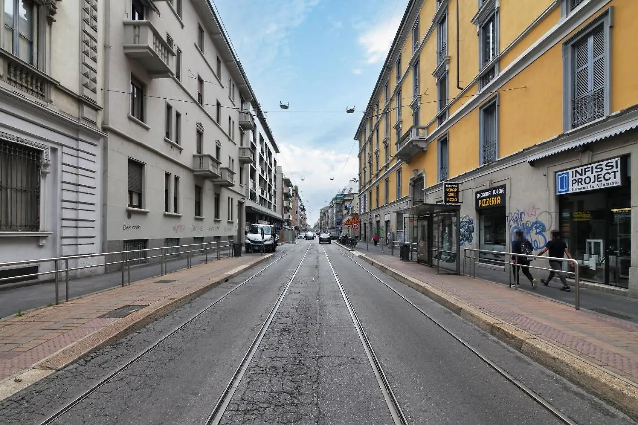 Apartamento Primopiano - Meda 6 Milán 0*,  Italia